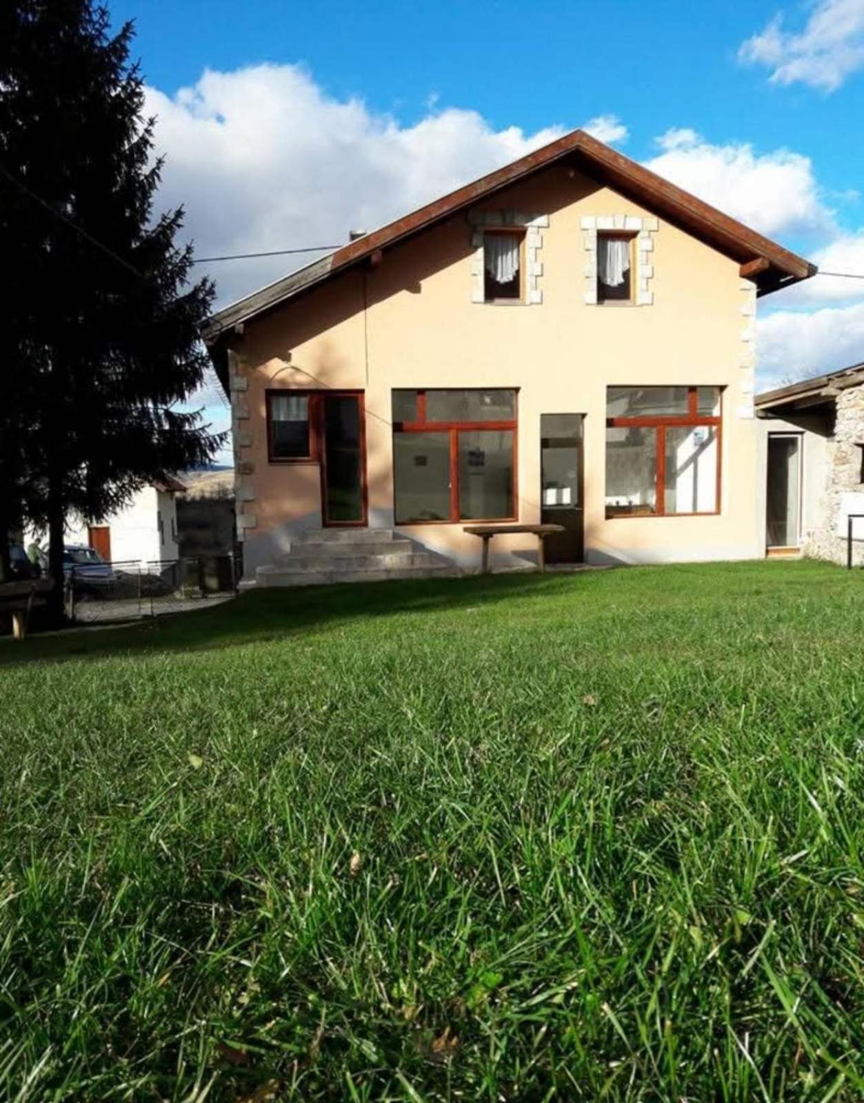 Bed & Breakfast Kraljica Dujmovica *